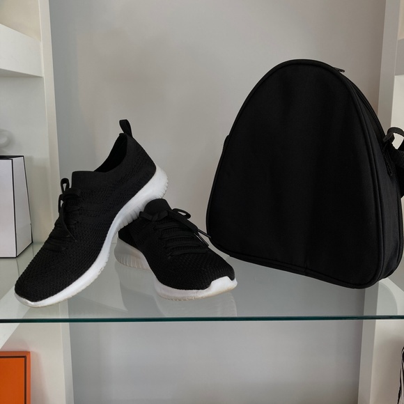 🆕 👟 New Balance Shoe Caddy - Picture 3 of 7